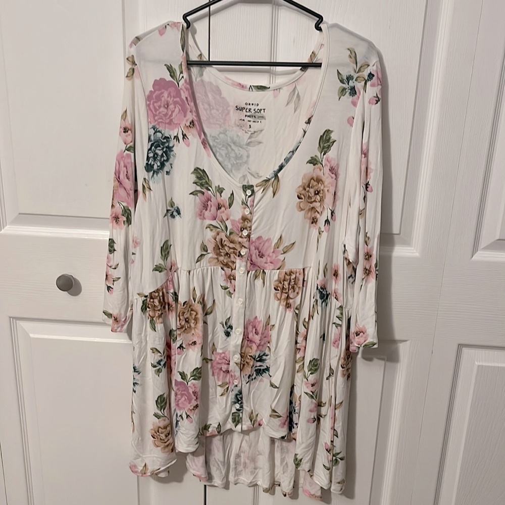 Torrid Floral Button Up 3/4 Sleeve Top Sz 3